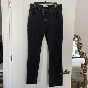 Abercrombie & Fitch, The 99’s Slim Straight Ultra High Rise, crossover button